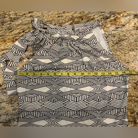 Ellie Kai Women Black/White Sleeveless Keyhole Printed Blouse Top Size 2 - Picture 8 of 9